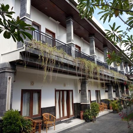 Surya Inn Kuta Lombok Exterior foto