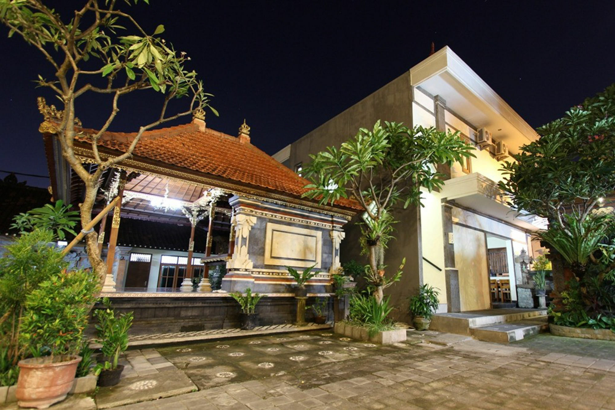 Surya Inn Kuta Lombok Exterior foto